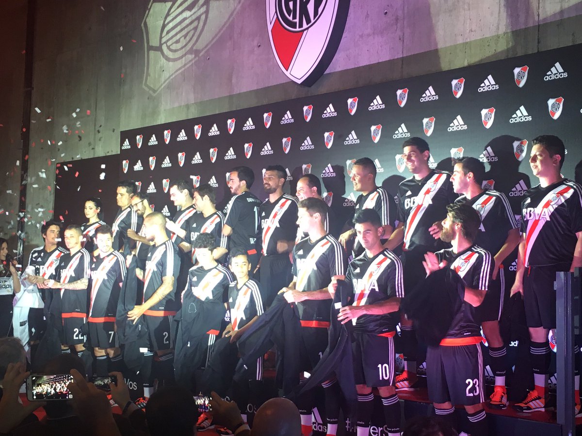 Ensemble adidas shop 2016